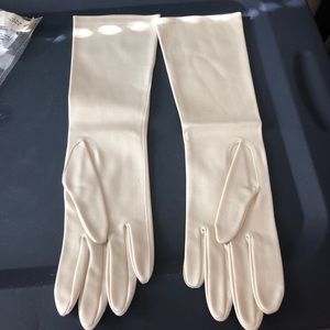Vintage Brentshire stretch nylon gloves mid arm size 6-7